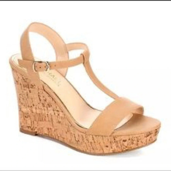 NIB Michael Shannon Libby Tan Wedges - Picture 1 of 5